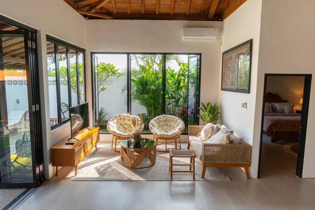 Berawa Canggu Stylish Joglo 3 Bedrooms Private Villa With Private Pool Esterno foto