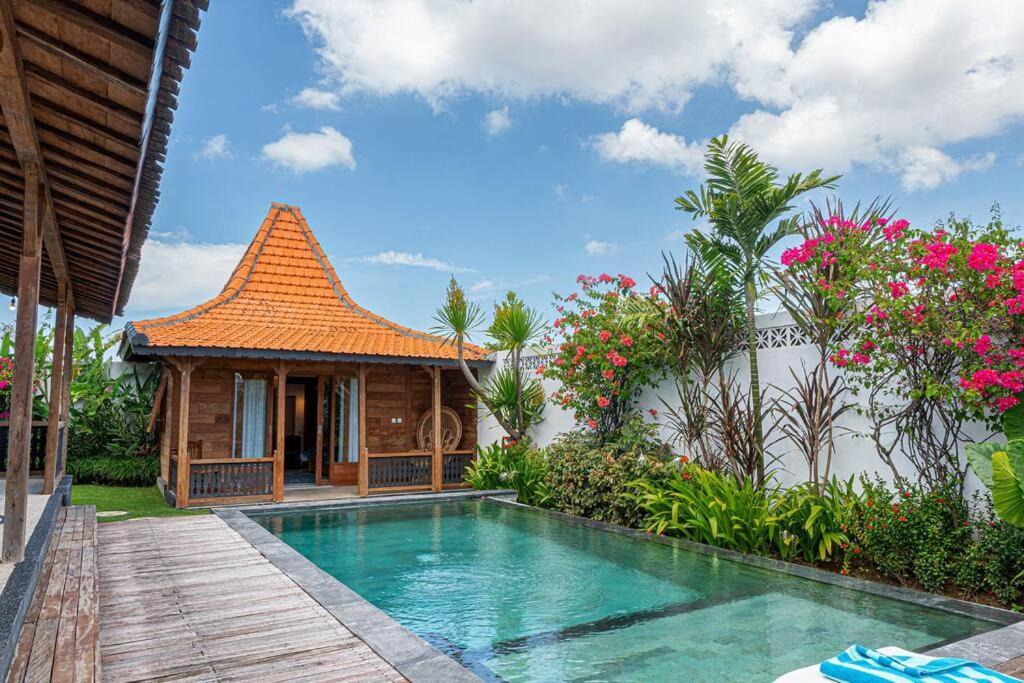 Berawa Canggu Stylish Joglo 3 Bedrooms Private Villa With Private Pool Esterno foto